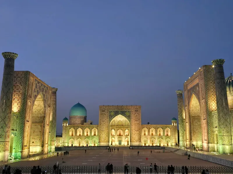 Tour por Uzbequistão com Nukus em 11 Dias